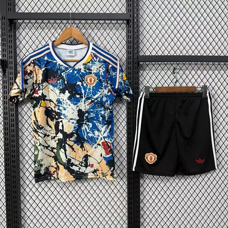 Niño_Man United Special Soccer Uniform 26 27-wanli